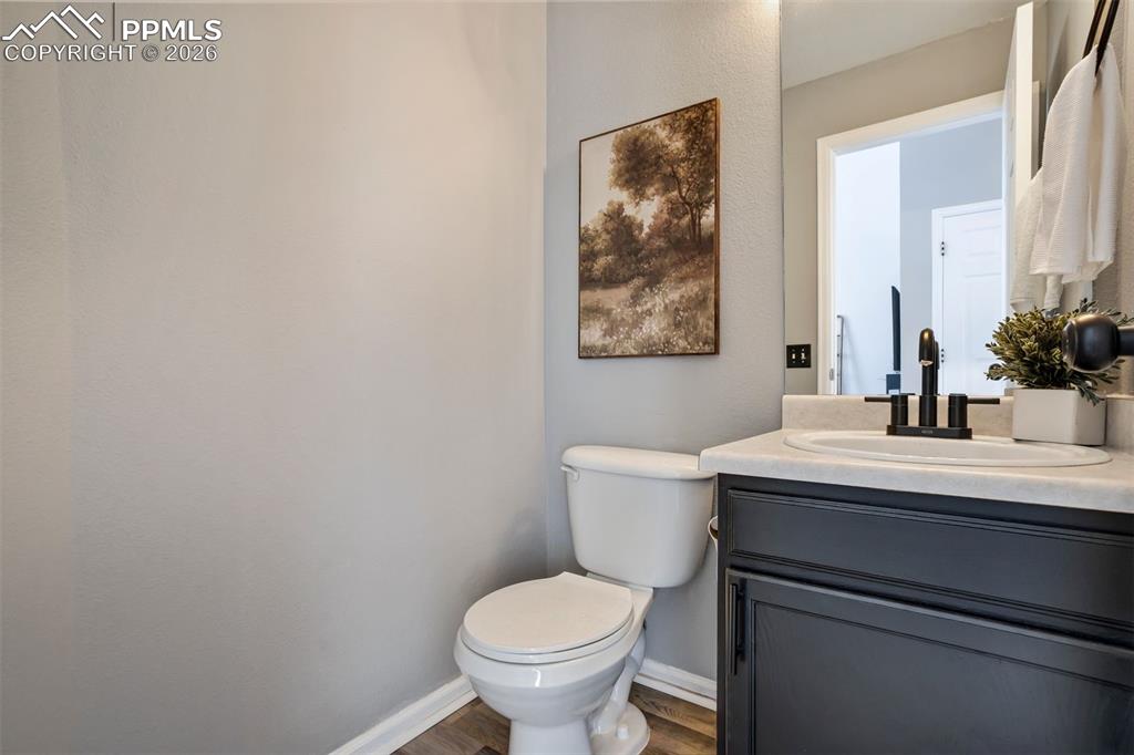 Image 20 of 42: Bathroom