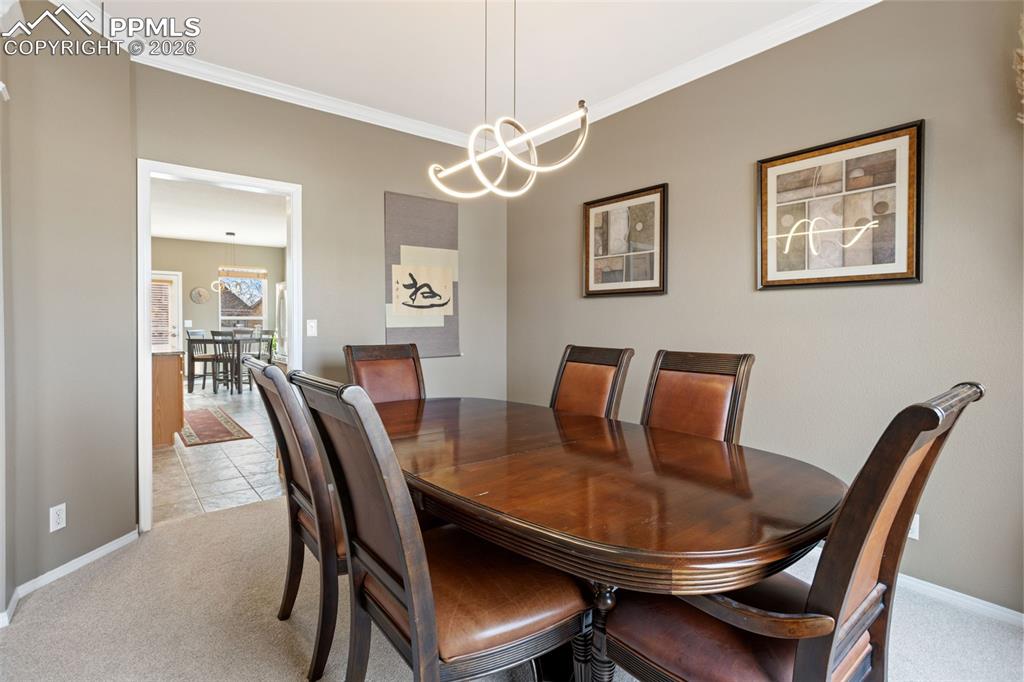 Image 11 of 37: Dining Area