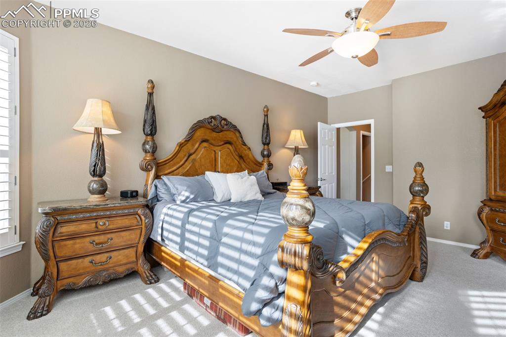 Image 16 of 37: Bedroom