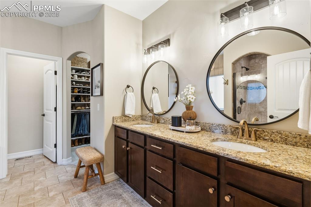 Image 14 of 37: Primary bathroom