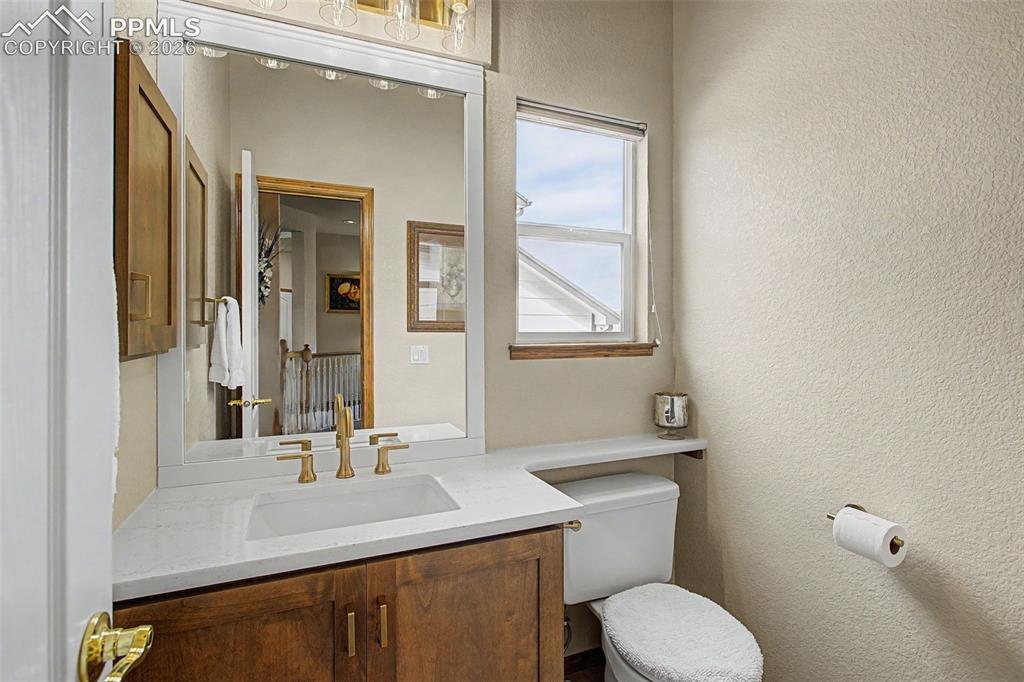 Image 8 of 46: Bathroom