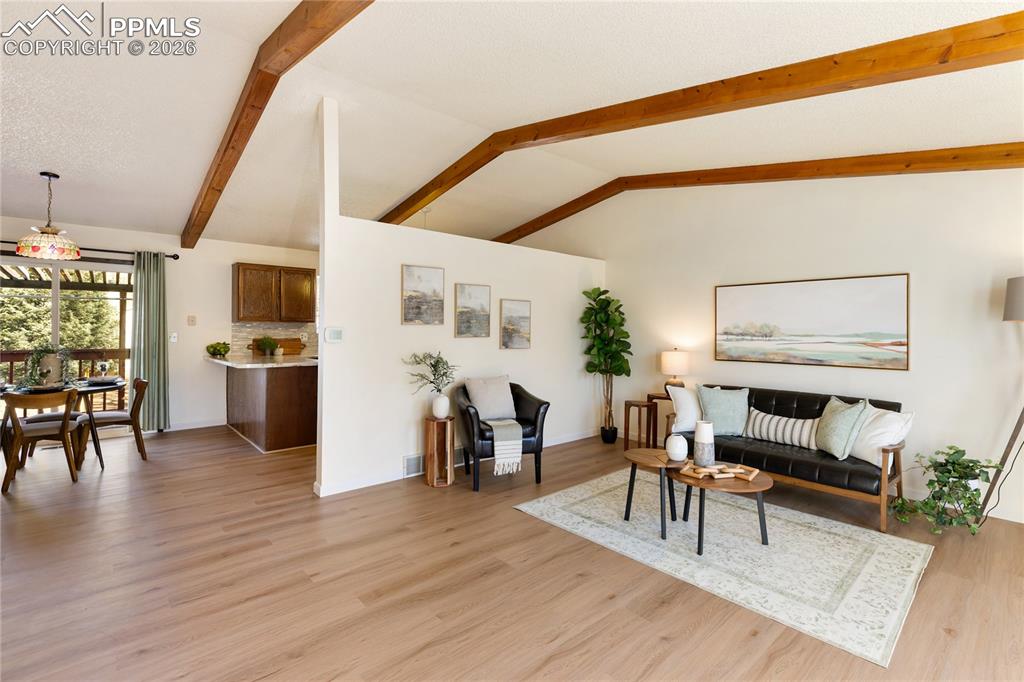 Image 5 of 40: Living Room