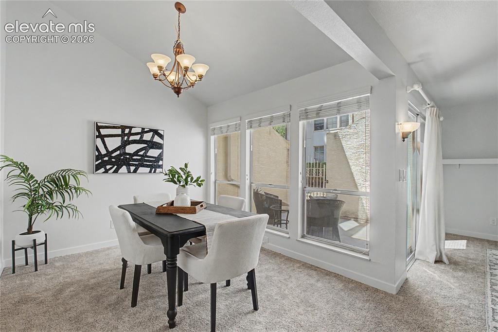 Image 9 of 29: Dining Area