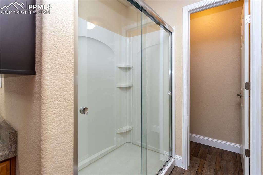 Image 22 of 46: Master Bathroom