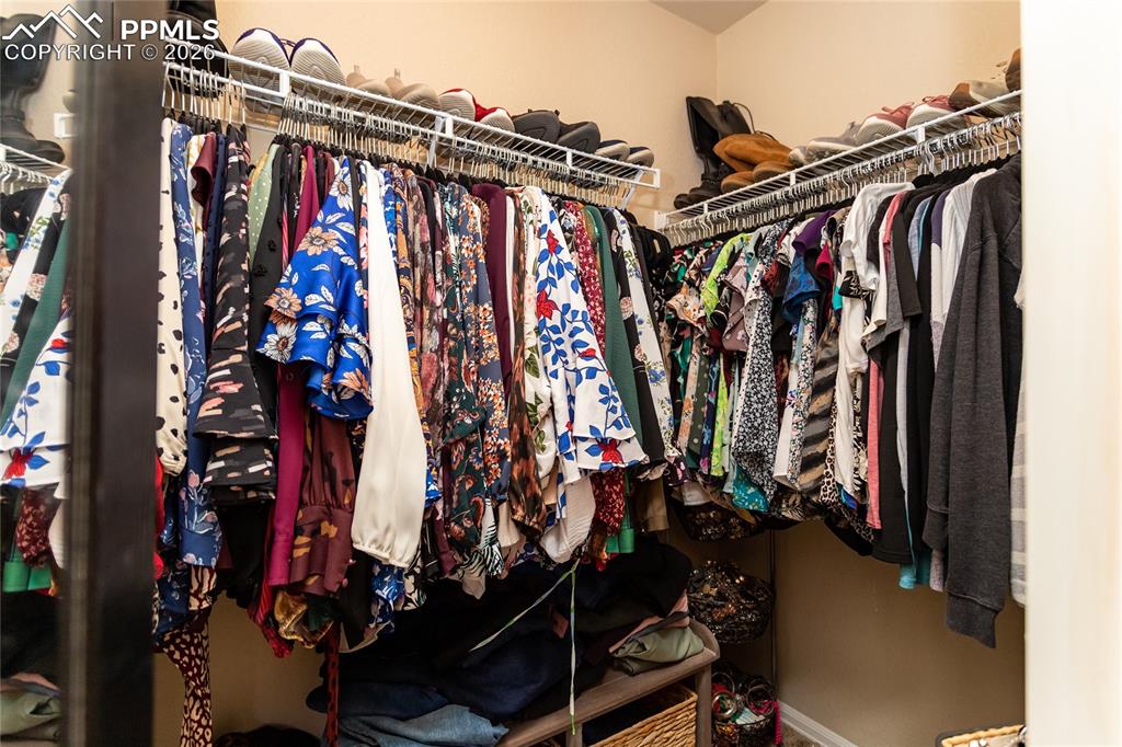 Image 33 of 46: Closet