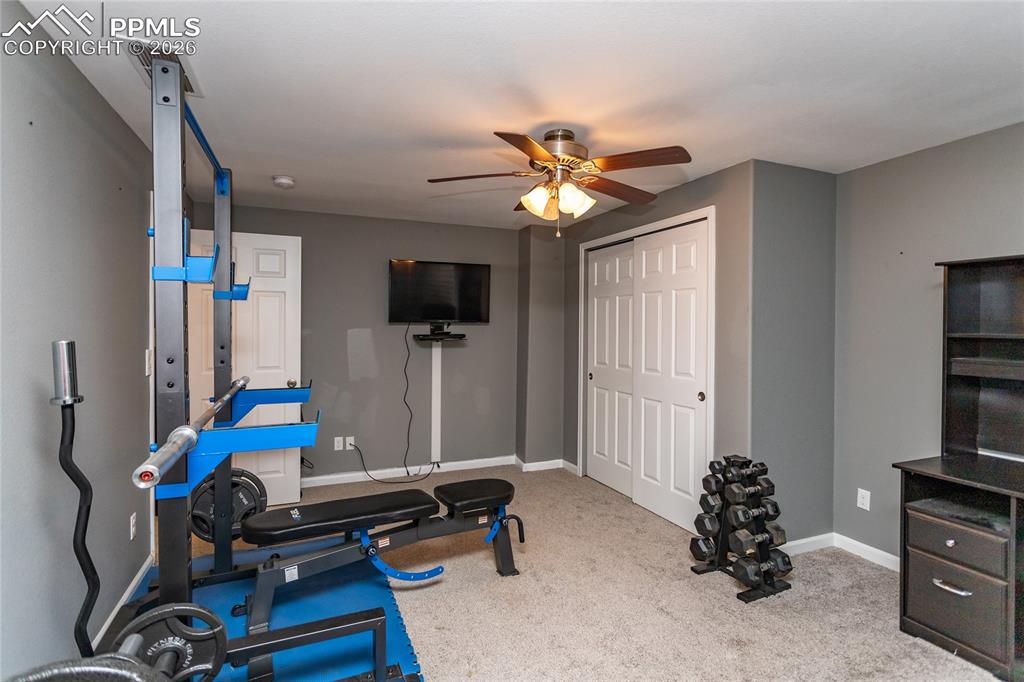 Image 37 of 46: Bedroom