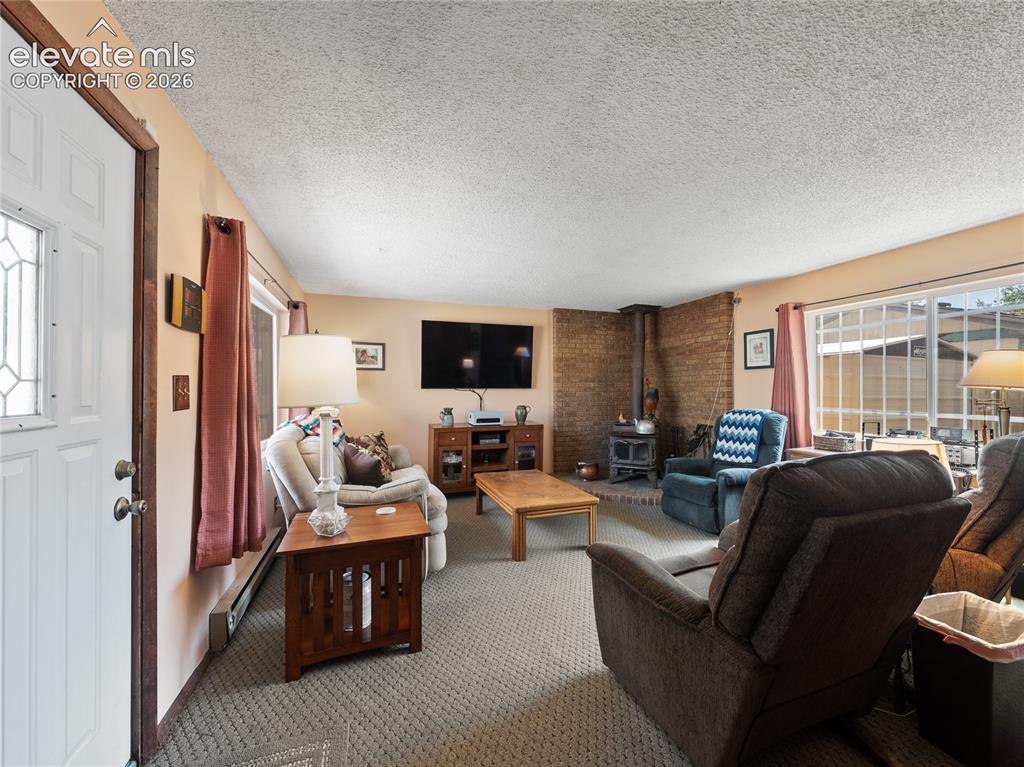 Image 15 of 31: Family Room
