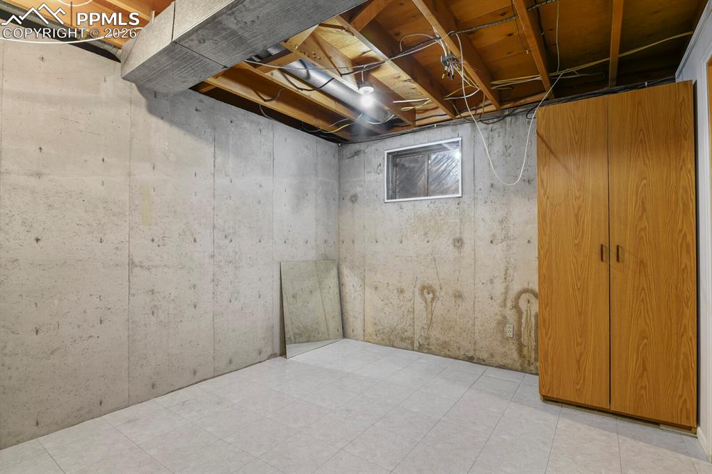 Image 24 of 27: Basement