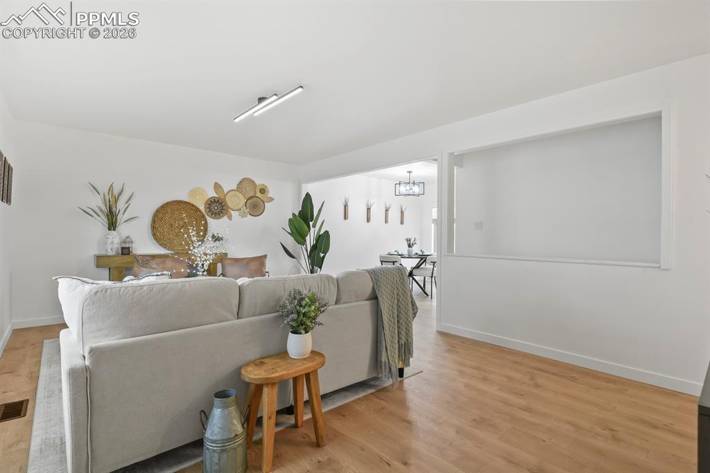 Image 4 of 27: Living Room