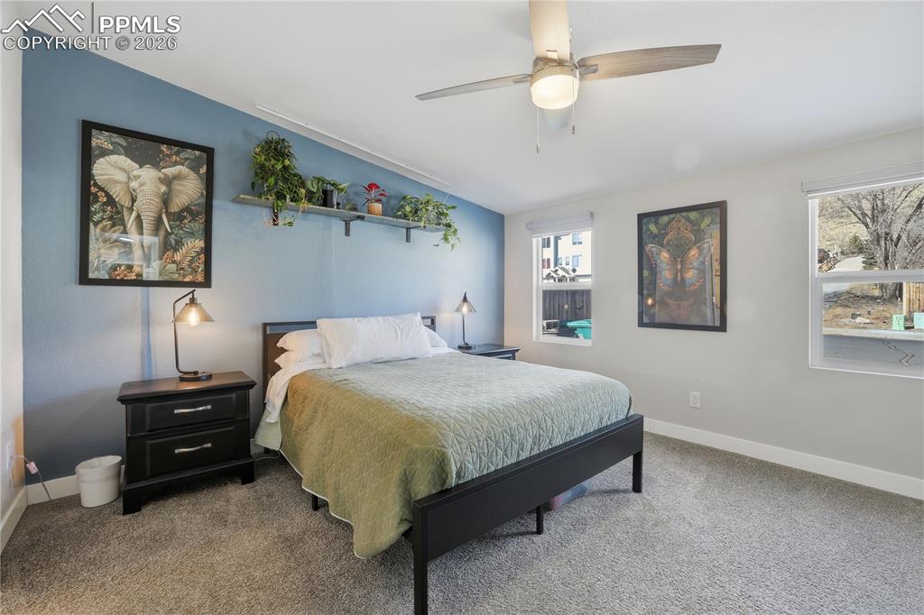 Image 13 of 34: Bedroom