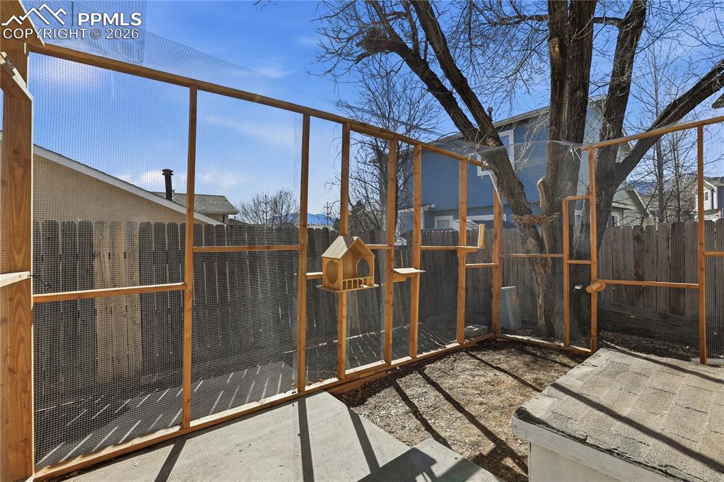 Image 27 of 34: Sun Room