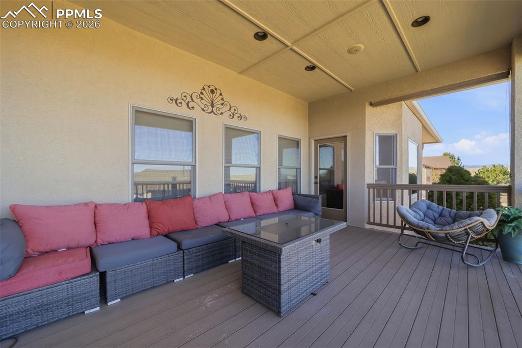 Image 40 of 49: Deck