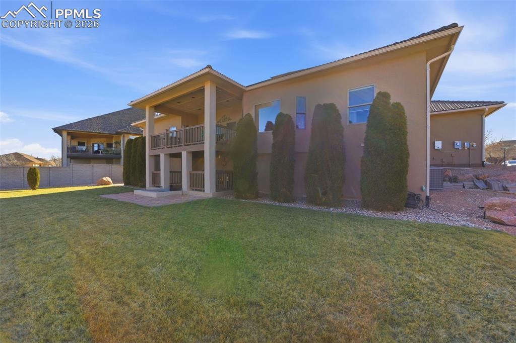 Image 45 of 49: Back of Structure