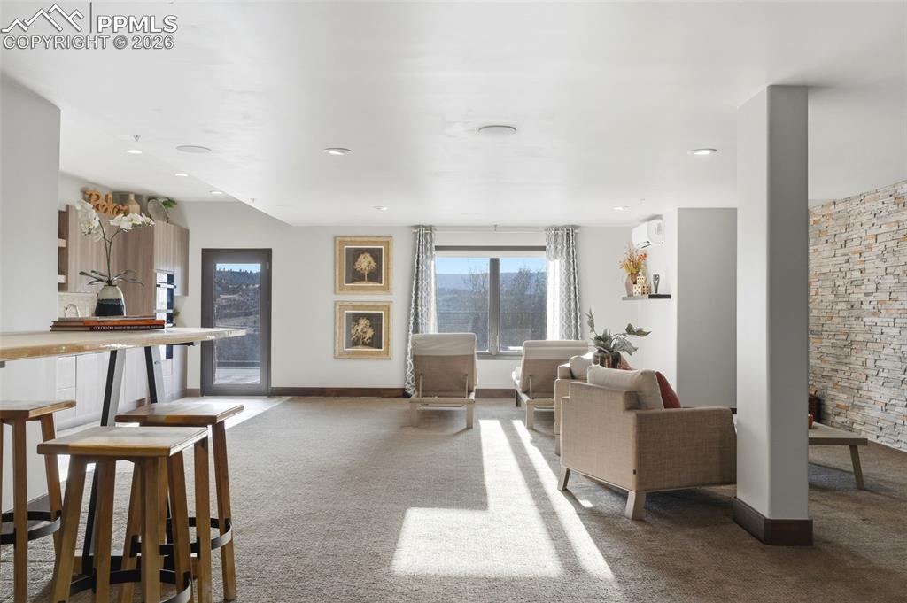 Image 30 of 50: Living Room