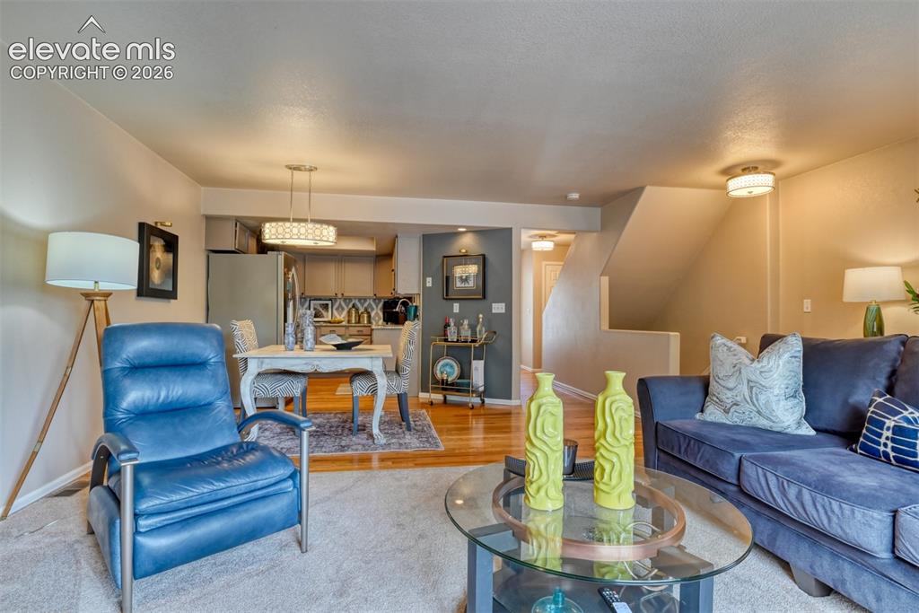 Image 18 of 50: Living Room