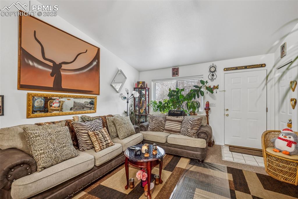 Image 12 of 21: Living Room