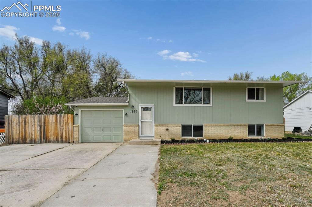 Image 2 of 38: Front of Structure