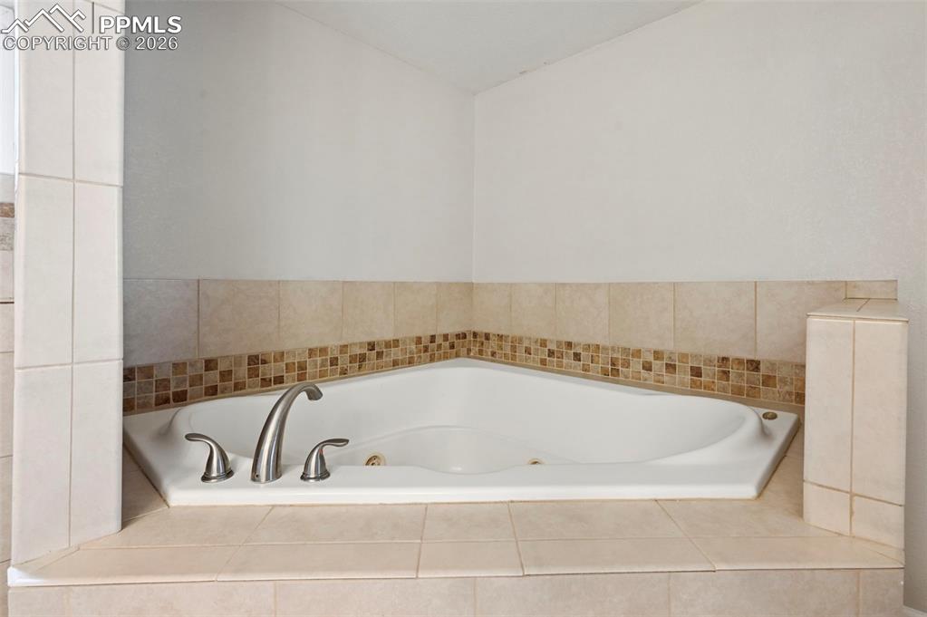 Image 22 of 38: Master Bathroom