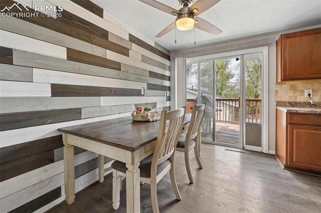 Image 9 of 38: Dining Area