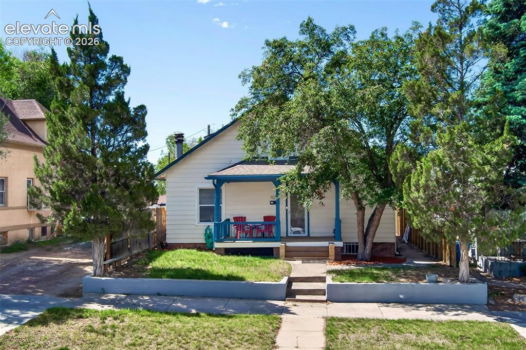 Image 1 of 30: Main level living in the adorable 3 bed, 2-1/2 bath, 4-car garage home.