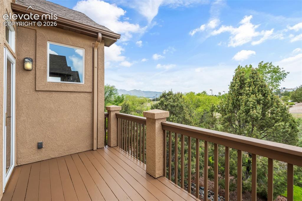 Image 8 of 42: Deck