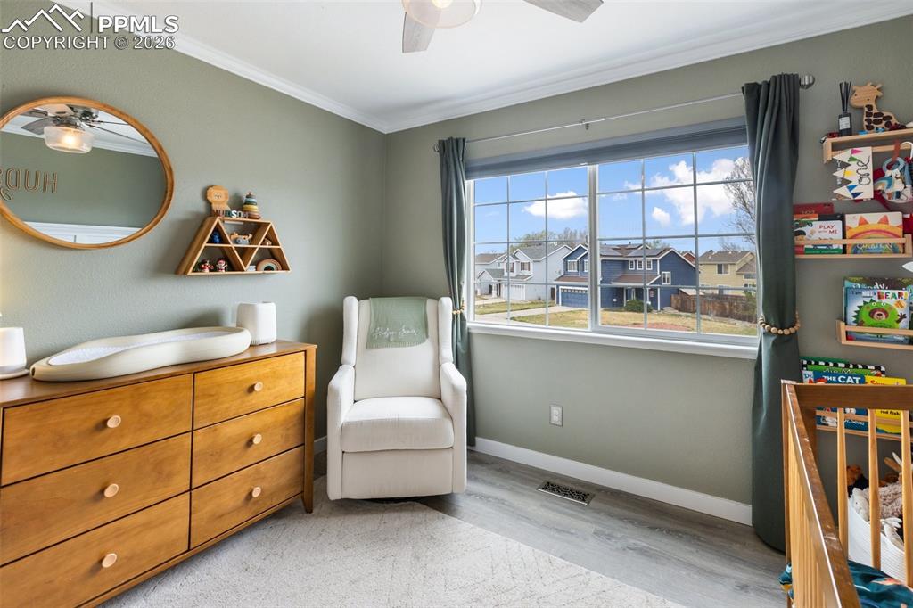 Image 28 of 49: Bedroom