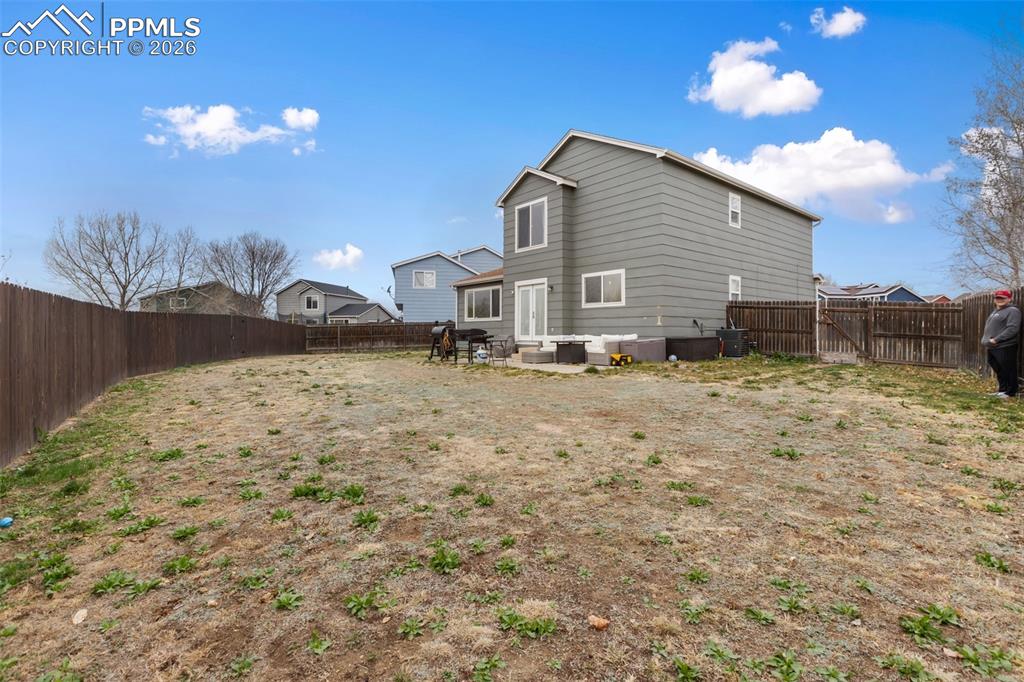 Image 37 of 49: Back of Structure