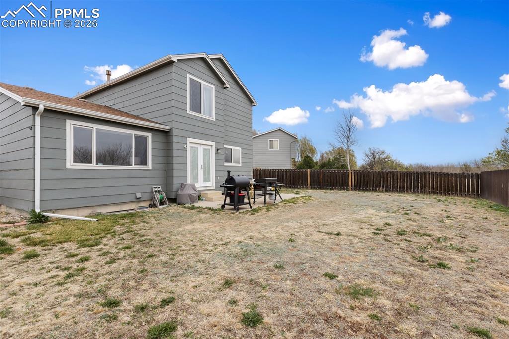 Image 48 of 49: Back of Structure