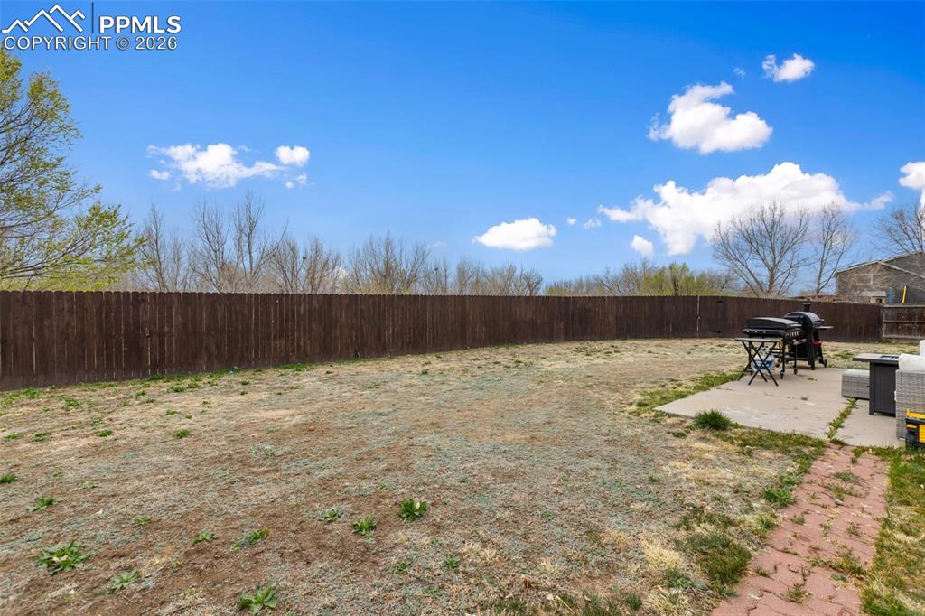 Image 49 of 49: Yard