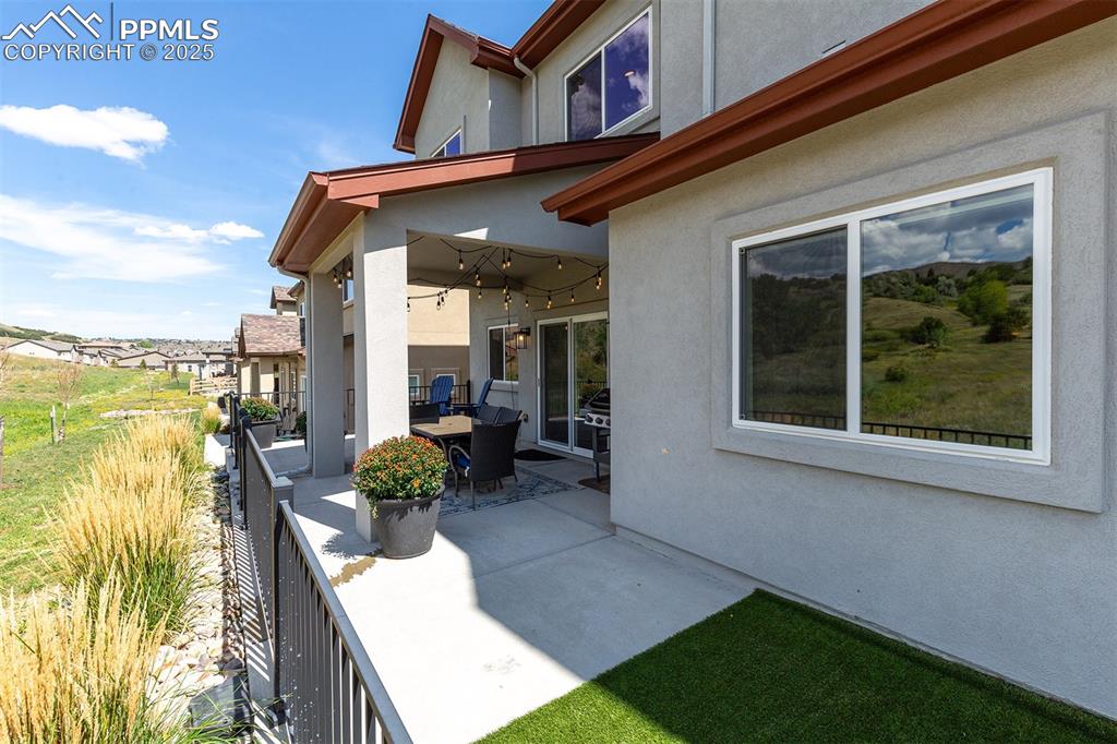 Image 24 of 50: Patio