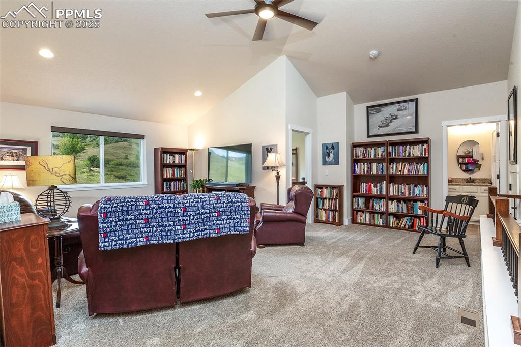 Image 35 of 50: Living Room