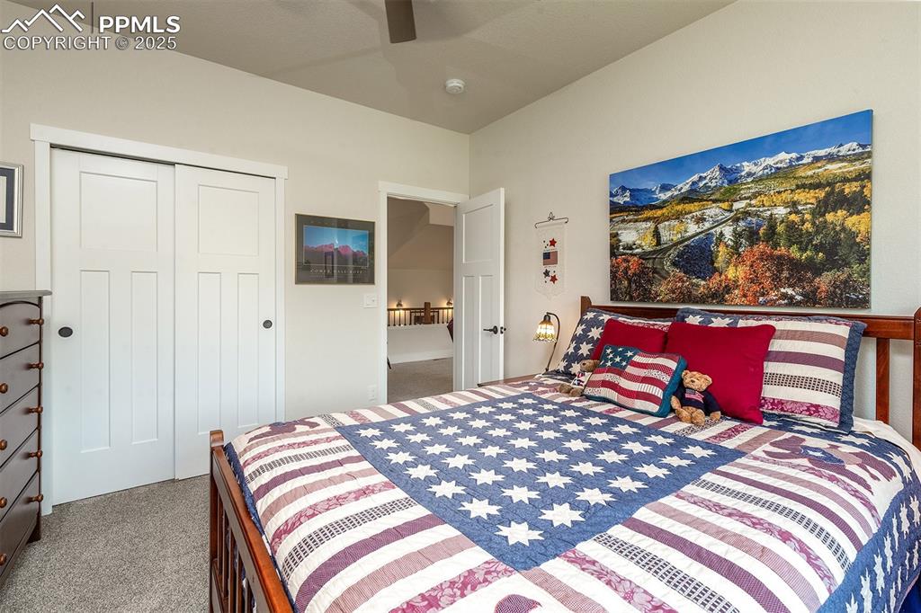 Image 42 of 50: Bedroom