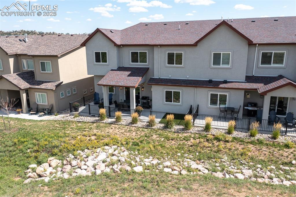 Image 48 of 50: Back of Structure