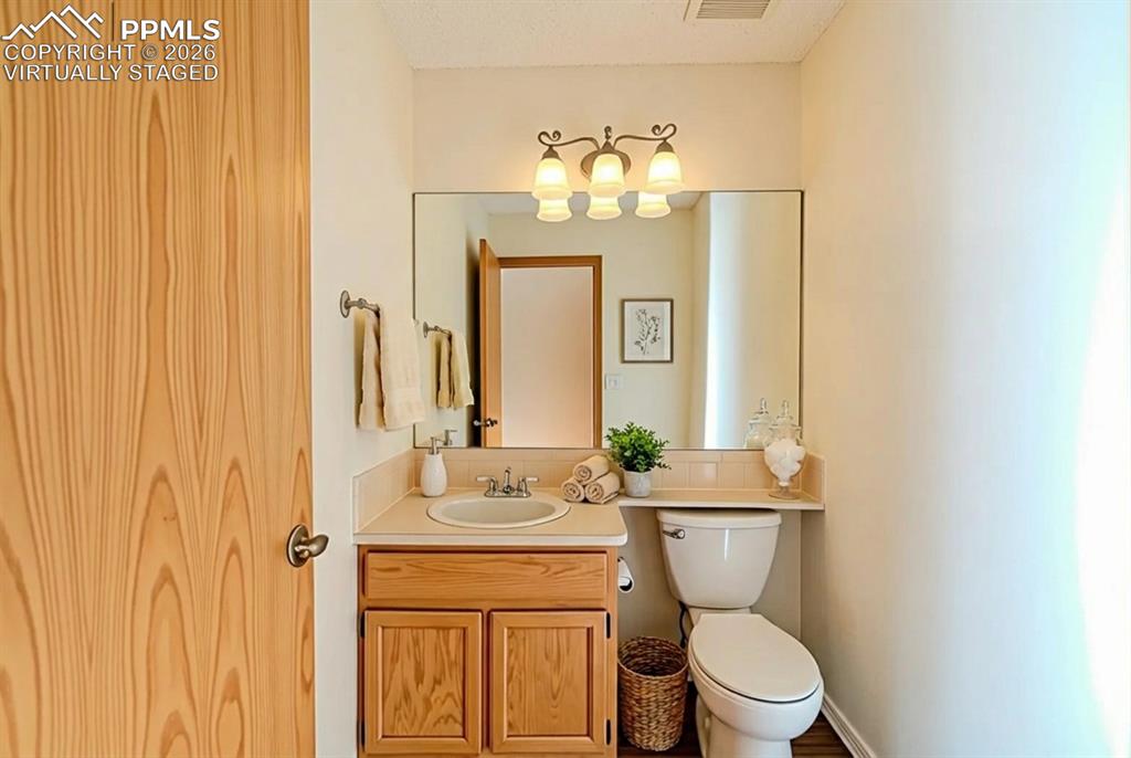 Image 18 of 26: Virtually Staged