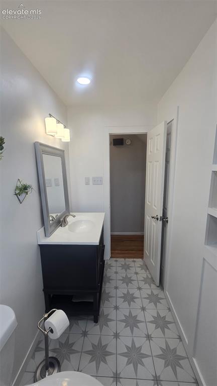 Image 7 of 43: Bathroom