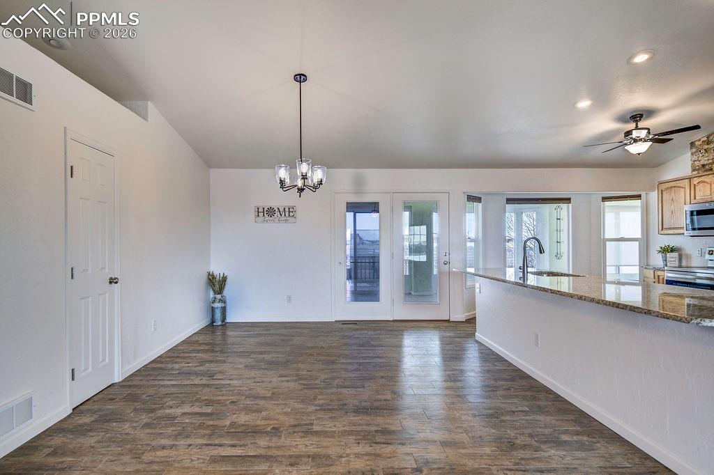 Image 2 of 43: Dining Area