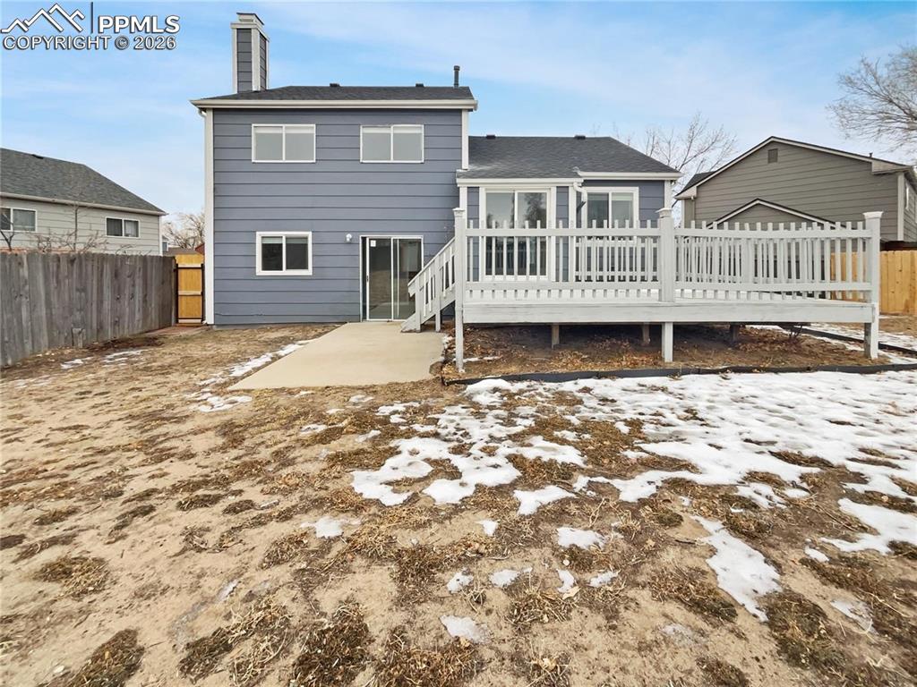 Image 20 of 20: Back of Structure