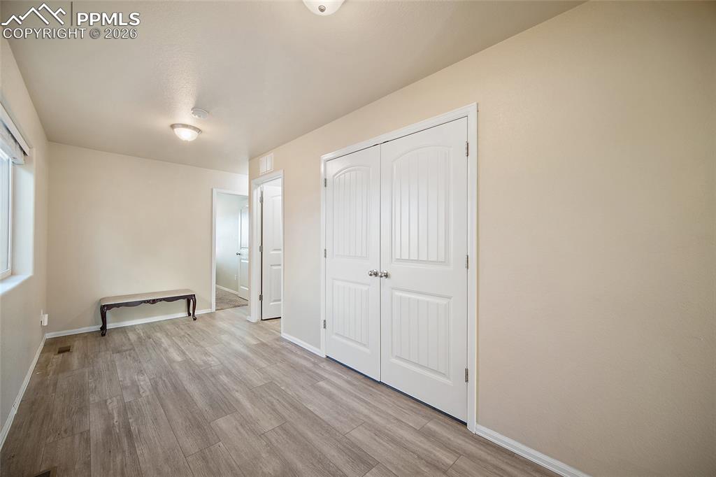 Image 21 of 38: Hallway