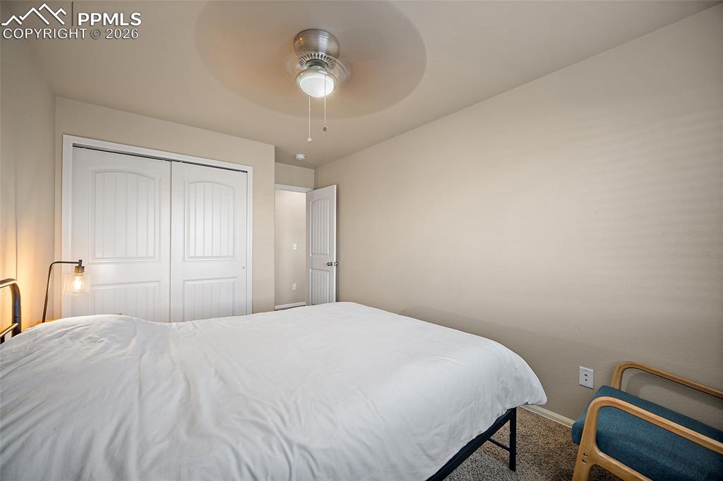 Image 33 of 38: Bedroom