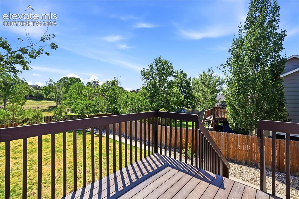 Image 34 of 42: Deck