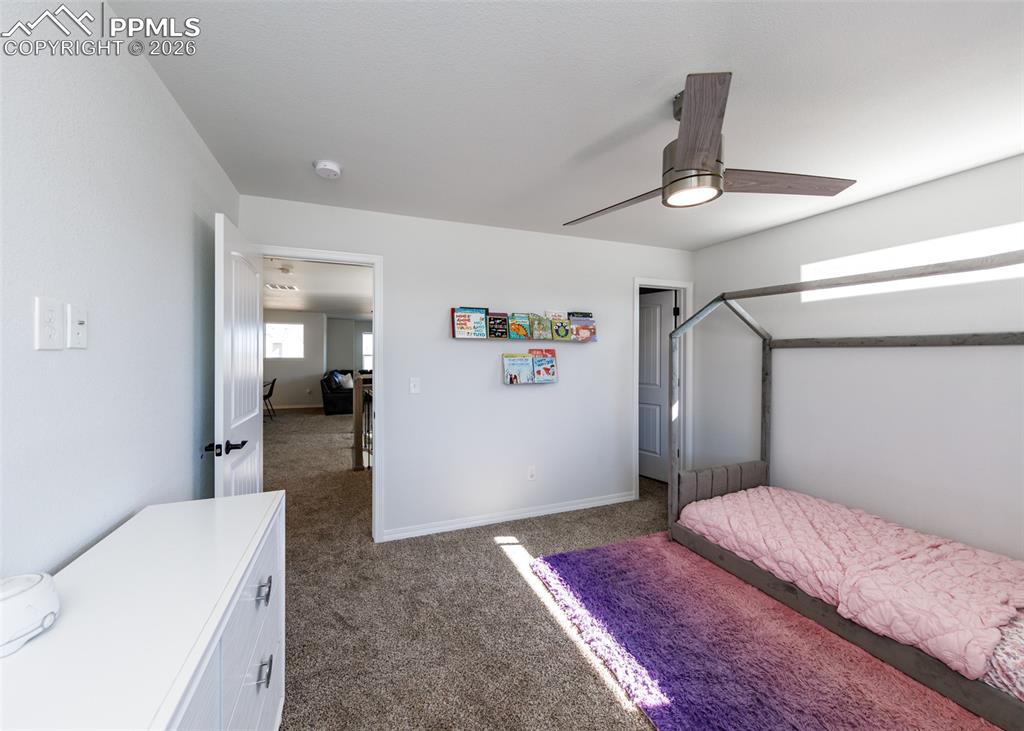 Image 37 of 50: Bedroom