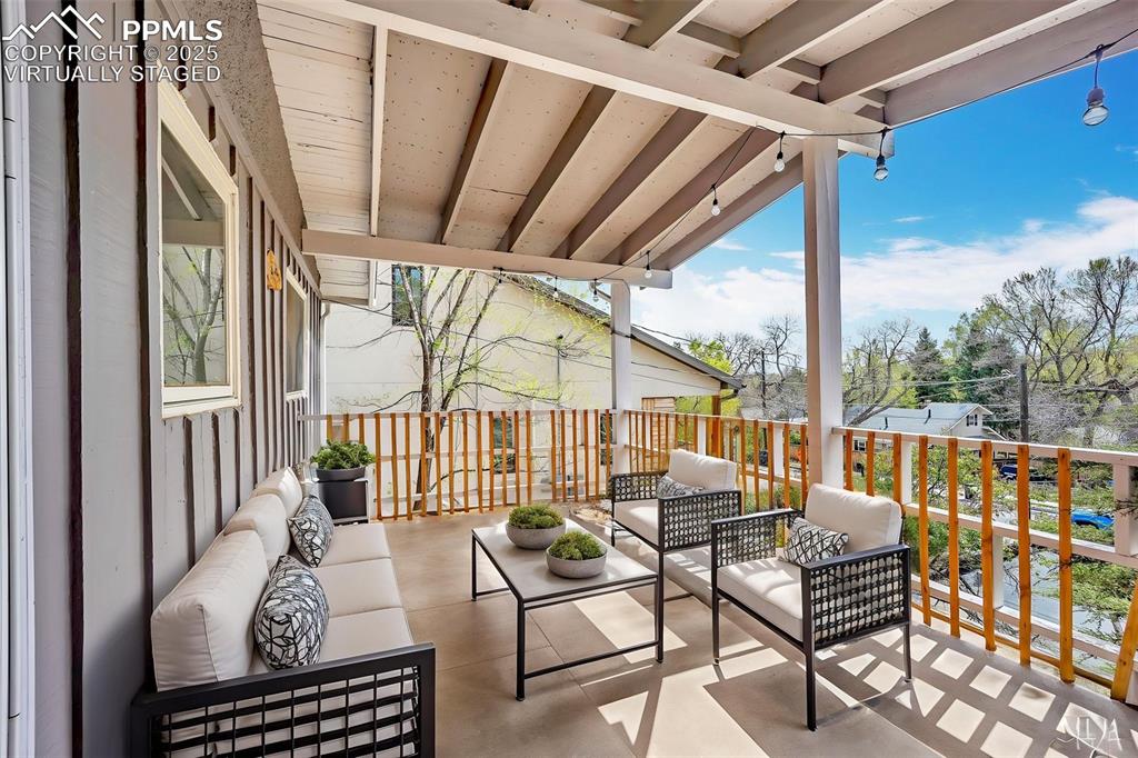 Image 30 of 47: Virtually Staged