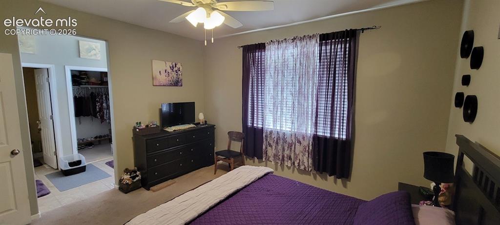 Image 11 of 24: Bedroom