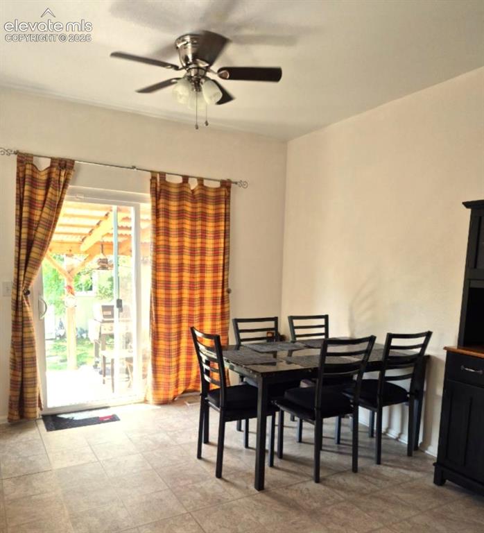 Image 6 of 24: Dining Area