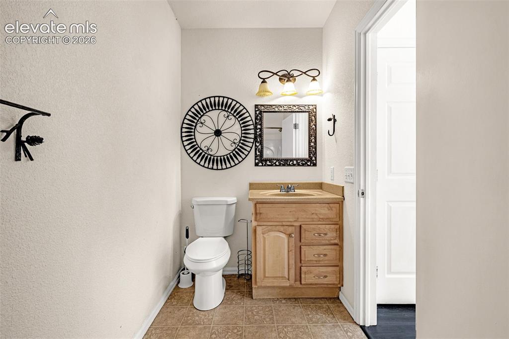Image 38 of 48: Bathroom
