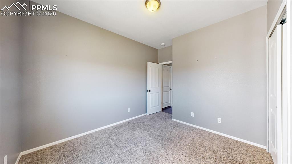 Image 14 of 46: Bedroom