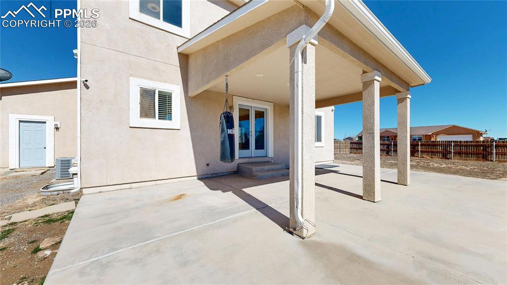 Image 41 of 46: Patio