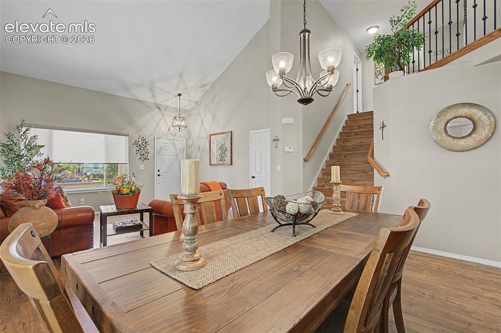 Image 7 of 37: Dining Area