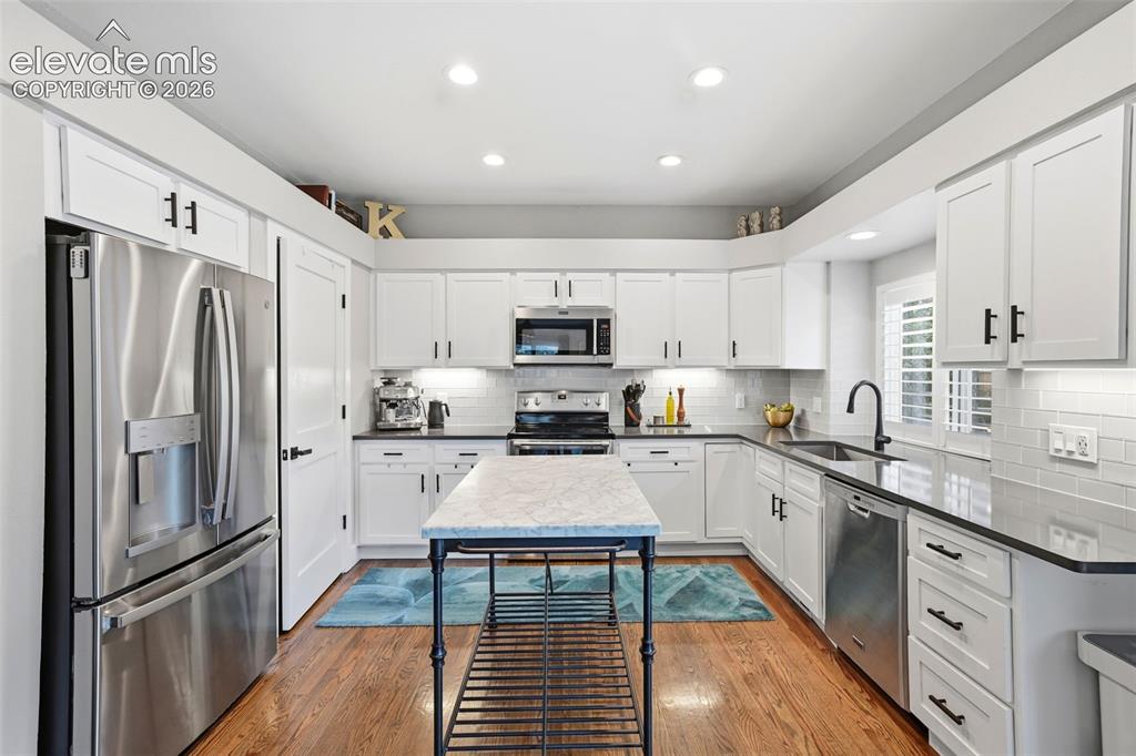 Image 12 of 42: Kitchen