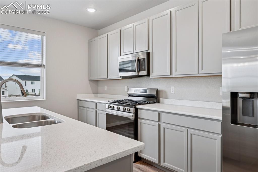 Image 2 of 38: Kitchen